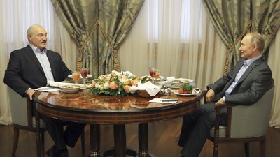 Лукашенко поїде до Путіна у "найближчі тижні" – Кремль