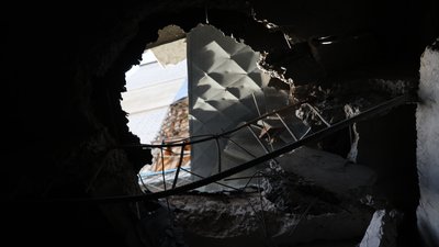Обстріл Херсона, молнія, дрон, будинок