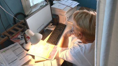 Амбулаторія у селі на Черкащині має нове приміщення, але лікує у старому Амбулаторія у селі на Черкащині має нове приміщення, але лікує у старому
