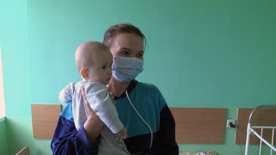 Марина з немовлям Марина з немовлям