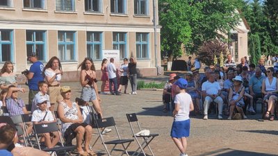 Кінопоказ українських фільмів організували на Тернопільщині Кінопоказ українських фільмів організували на Тернопільщині