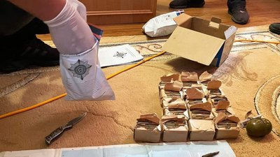 На Миколаївщині чоловік привласнив собі зброю, патрони та гранату після відступу російських військ — поліція На Миколаївщині чоловік привласнив собі зброю, патрони та гранату після відступу російських військ — поліція
