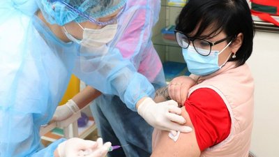 У Полтаві тимчасово не працюватиме центр масової вакцинації від COVID-19