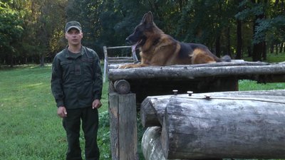 Пес Шериф на службі: історія службової вівчарки хмельницьких нацгвардійців Пес Шериф на службі: історія службової вівчарки хмельницьких нацгвардійців