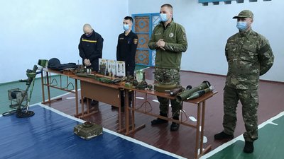 У школі Полтавської громади навчали діяти під час надзвичайних ситуацій У школі Полтавської громади навчали діяти під час надзвичайних ситуацій