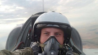 Жителі села поблизу Житомира хочуть перейменувати вулицю на честь загиблого льотчика Жителі села поблизу Житомира хочуть перейменувати вулицю на честь загиблого льотчика