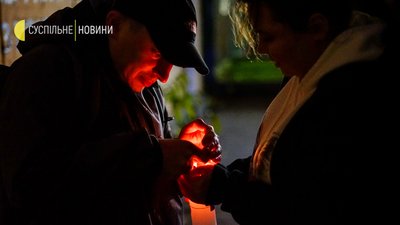 "Нагадати про справу та подякувати за підтримку". У Києві провели акцію пам'яті Катерини Гандзюк "Нагадати про справу та подякувати за підтримку". У Києві провели акцію пам'яті Катерини Гандзюк
