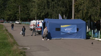 У Рівному на Ювілейному розгорнули пункт вакцинації У Рівному на Ювілейному розгорнули пункт вакцинації