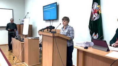 Начальниця фінансового управління міськради у Прилуках Олена Ворона Начальниця фінансового управління міськради у Прилуках Олена Ворона