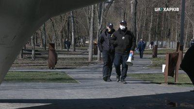 Без масок на вулиці: скільки протоколів у Харкові склали у перший день посилених обмежень