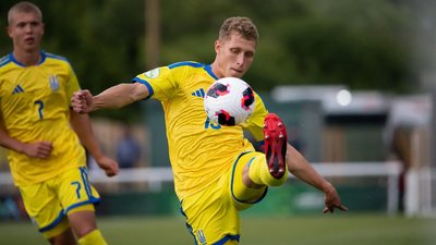 Данило Малов під час матчу України U19 з футболу на юніорському Євро-2026