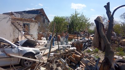 У Житомирі комісія обстежила більше 200 пошкоджених ракетними обстрілами об'єктів У Житомирі комісія обстежила більше 200 пошкоджених ракетними обстрілами об'єктів