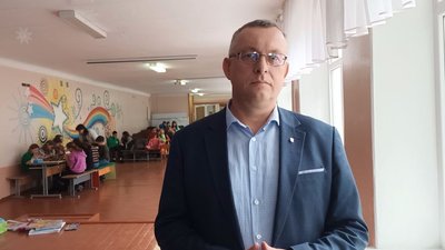 "Миколай крокує від Тернополя до Херсона": учні збирають допомогу "Миколай крокує від Тернополя до Херсона": учні збирають допомогу