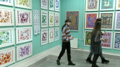 "З українською душею". У Херсоні відкрилась виставка дитячих малюнків та експонатів "З українською душею". У Херсоні відкрилась виставка дитячих малюнків та експонатів