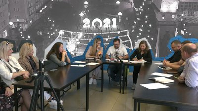 У Рівному вирішують, яку ялинку ставити на свята. Планують питати жителів