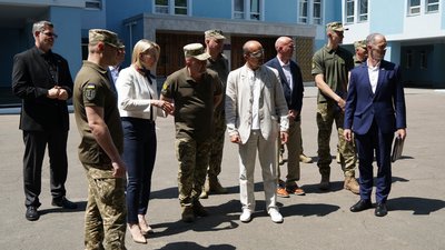День незалежності США: посол вшанувала пам’ять загиблих українських військових День незалежності США: посол вшанувала пам’ять загиблих українських військових