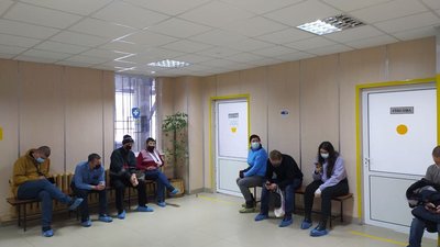 Ожеледиця у Харкові: до травматологічної лікарні за добу звернулися майже 80 людей Ожеледиця у Харкові: до травматологічної лікарні за добу звернулися майже 80 людей