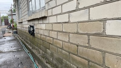 На Херсонщині у Чорнобаївці рівень води знизився і рятувальники почали відкачувати воду з підтоплених будинків На Херсонщині у Чорнобаївці рівень води знизився і рятувальники почали відкачувати воду з підтоплених будинків