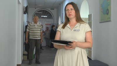 Черги біля луцьких банків: за чим стоять люди і що кажуть в фінустановах