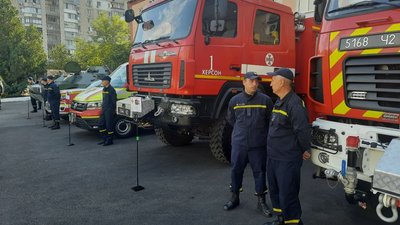 Гасять пожежі, рятують людей. Як працюють рятувальники на Херсонщині