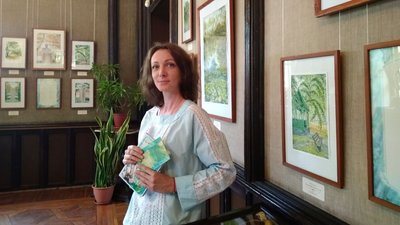 У кропивницькому музеї відкрили благодійну виставку акварельного живопису