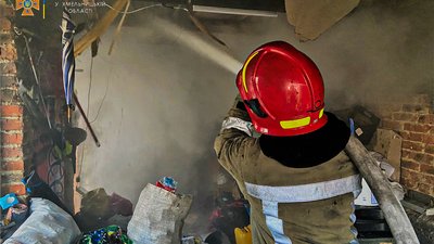 15 січня рятувальники Хмельниччини двічі залучалися до гасіння пожеж