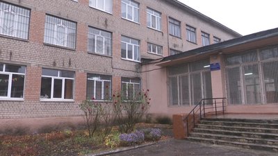 «Жінка била вчительку ногами». У Дніпрі стався конфлікт між вчителькою та матір’ю учня «Жінка била вчительку ногами». У Дніпрі стався конфлікт між вчителькою та матір’ю учня