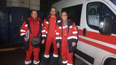 Медична допомога під світло ліхтарів. Як на Кіровоградщині працює "швидка" без електропостачання