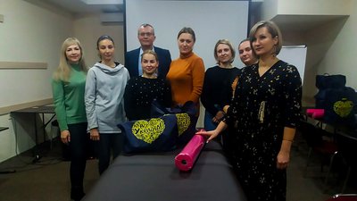 Артистка балету, психологиня і безробітна. У Кропивницькому жінки-переселенки вчаться новій професії