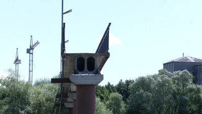 Обвалився міст на Пасічну
