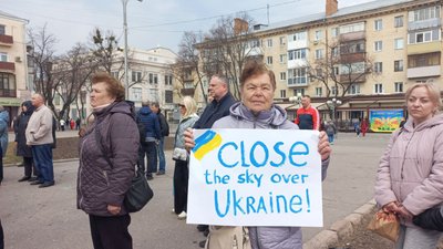 У Полтаві влаштували концерт щоб привернути увагу до питання про закриття неба