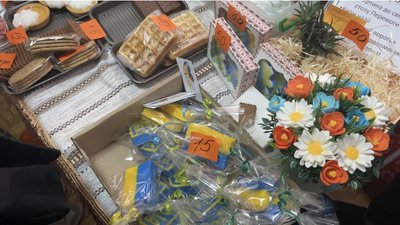 У Дніпрі школярі зібрали 40,5 тисяч гривень на допомогу українській армії
