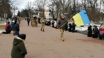 У Чернігові поховали бійця Миколу Геращенка, який загинув на Луганщині У Чернігові поховали бійця Миколу Геращенка, який загинув на Луганщині