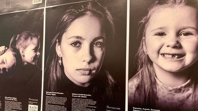 36 історій дітей-переселенців у світлинах. У Франківську презентували фотовиставку "Очі миру" 36 історій дітей-переселенців у світлинах. У Франківську презентували фотовиставку "Очі миру"