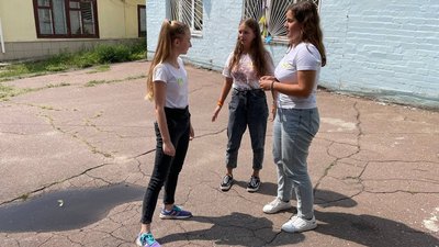 У Черкасах стартувала "Школа волонтерства" для молоді
