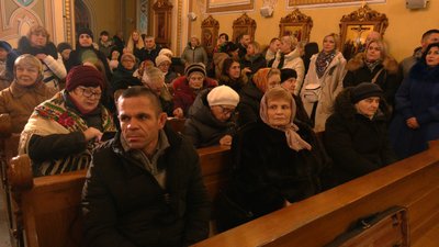 В Івано-Франківську розпочався XIV міжнародний фестиваль "Коляда на Майзлях" В Івано-Франківську розпочався XIV міжнародний фестиваль "Коляда на Майзлях"