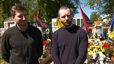 Сини Олега Барни, Василь Барна, Андрій Барна Сини Олега Барни, Василь Барна, Андрій Барна