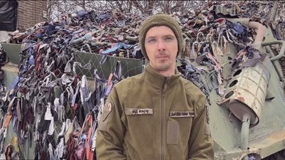 Як тільки прилаштував родину, "Грінч" пішов до військкомату Як тільки прилаштував родину, "Грінч" пішов до військкомату