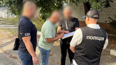Заволодів 1,8 млн грн на ремонті дороги: ексдиректору повідомили про підозру