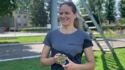 Чемпіонка світу з кікбоксингу Любов Дереш пішла до війська