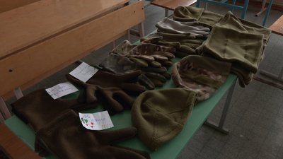У вінницькому ліцеї шиють військову амуніцію на передову У вінницькому ліцеї шиють військову амуніцію на передову