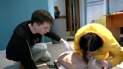 Такмед для безробітних: у Рівному організували безкоштовні заняття з домедичної допомоги Такмед для безробітних: у Рівному організували безкоштовні заняття з домедичної допомоги