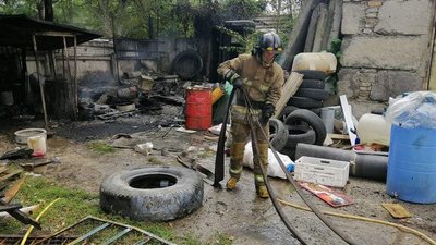 В Одесі горіли гаражі, травмованих немає В Одесі горіли гаражі, травмованих немає