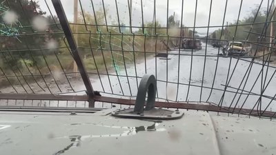 Бійці 79-ї бригади знищили автівку окупантів FPV-дроном у центрі Мирнограду