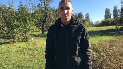 "Збери яблука – допоможи ЗСУ": в одному з університетів Житомира розпочали благодійну акцію "Збери яблука – допоможи ЗСУ": в одному з університетів Житомира розпочали благодійну акцію