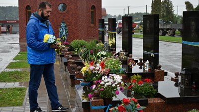 На Волині вшанували пам'ять загиблих захисників України На Волині вшанували пам'ять загиблих захисників України