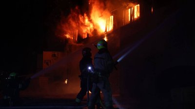 Дніпро, обстріли, пожежа на підприємстві