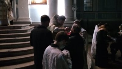 Великодні богослужіння у Сумах: як це було (фоторепортаж) Великодні богослужіння у Сумах: як це було (фоторепортаж)