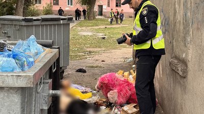 Труп біля сміттєвого бака: у Запоріжжі чоловік вбив компаньйона під час розпиття алкоголю