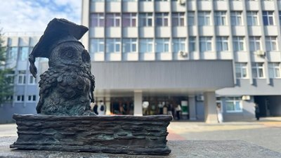 На яких освітніх спеціальностях в УжУ найменше студентів